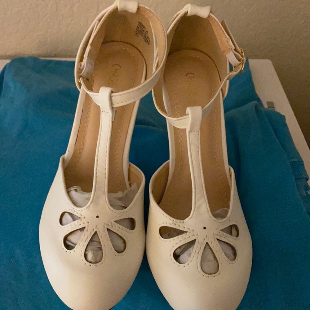 Chase & Chole Pump